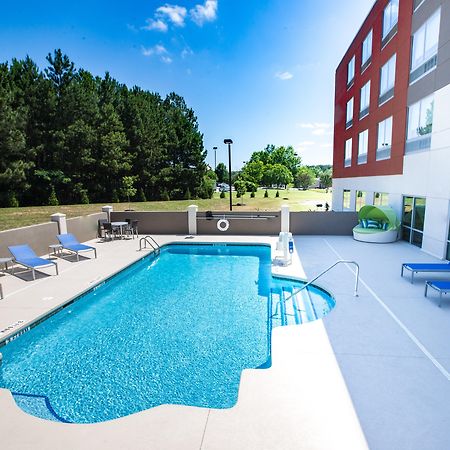 Holiday Inn Express & Suites Greenwood Mall By Ihg Экстерьер фото
