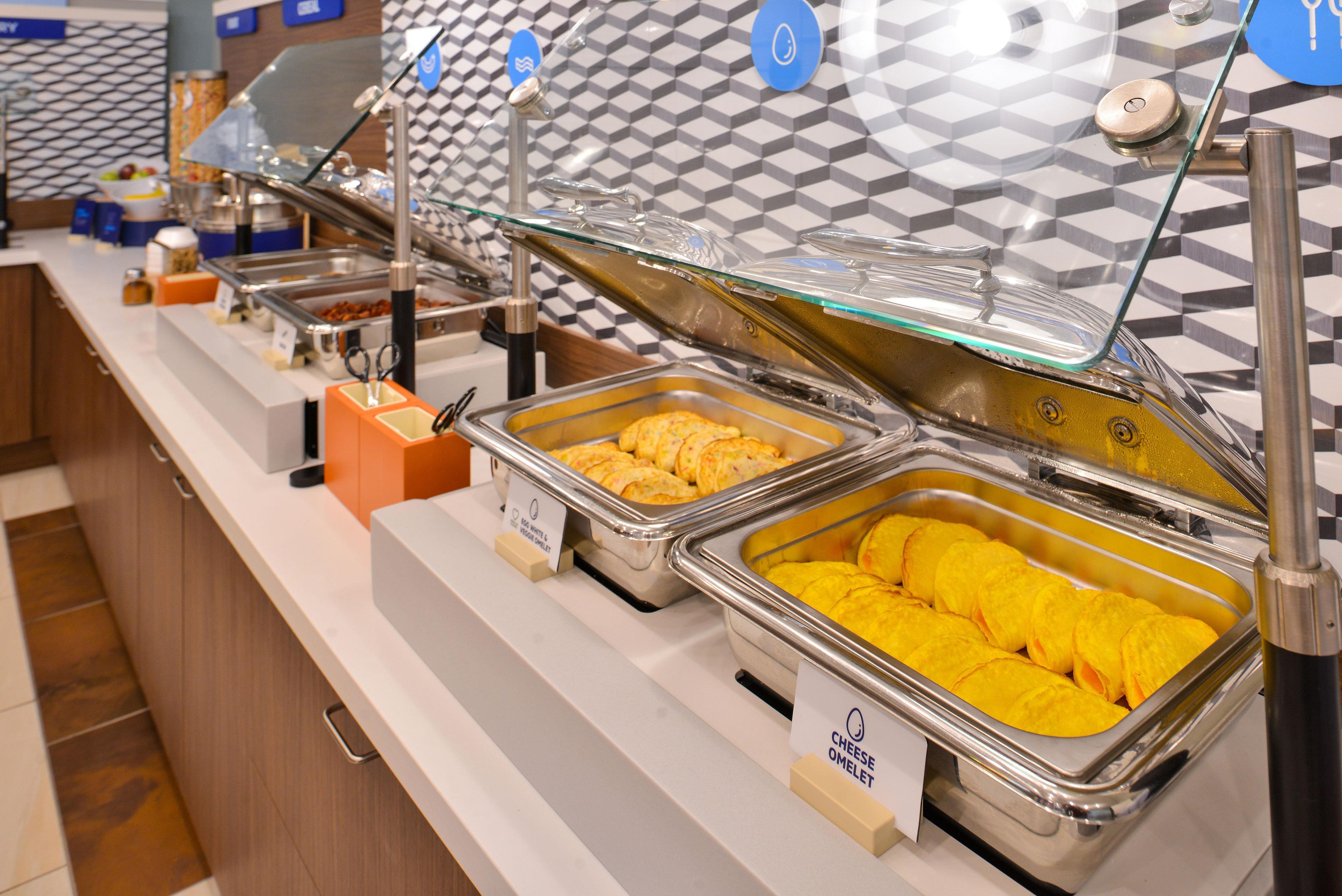 Holiday Inn Express & Suites Greenwood Mall By Ihg Экстерьер фото